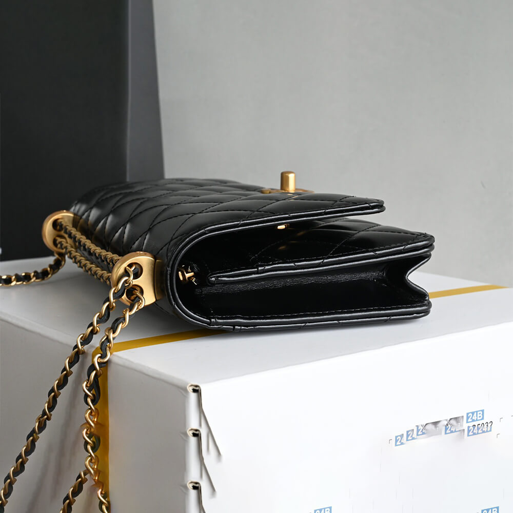 Ch**el Classic Wallet On Chain(high-end grade)
