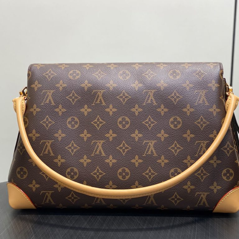 LV HIDE AWAY Medium Gloves
