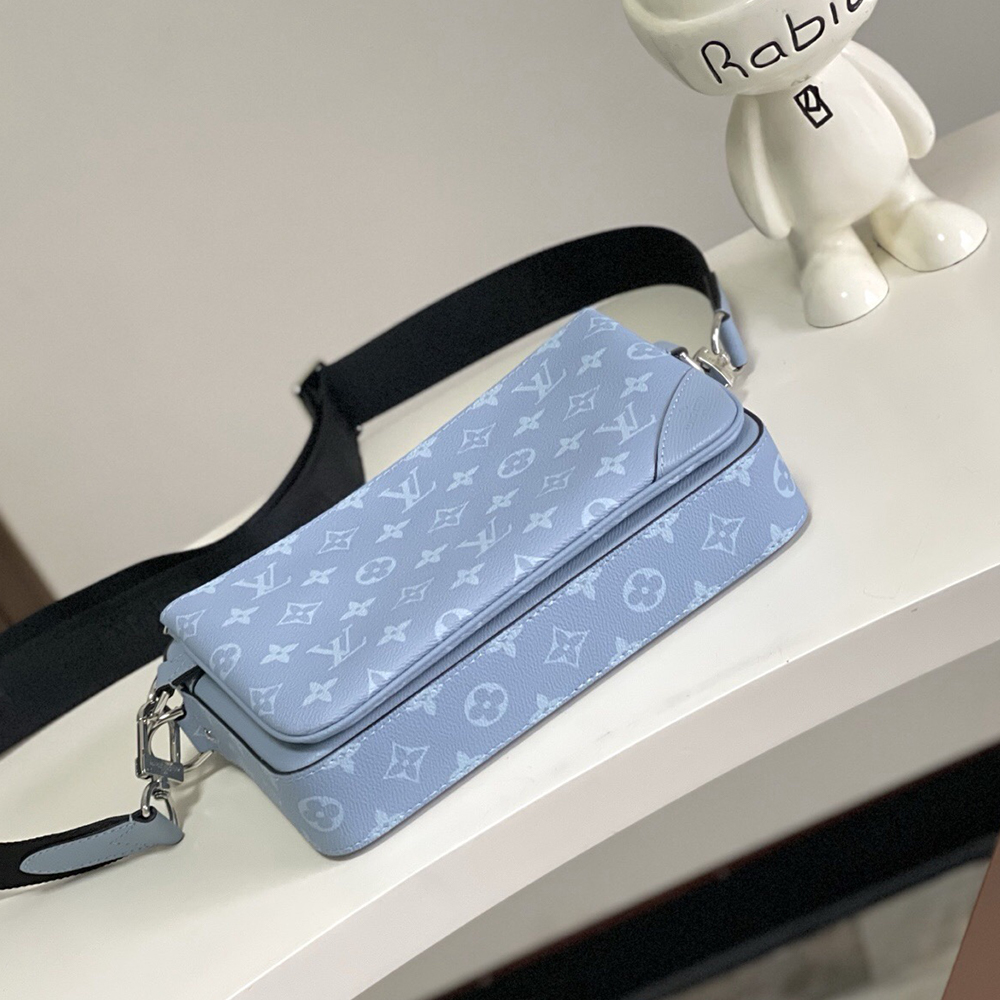 LV TRIO messenger bag