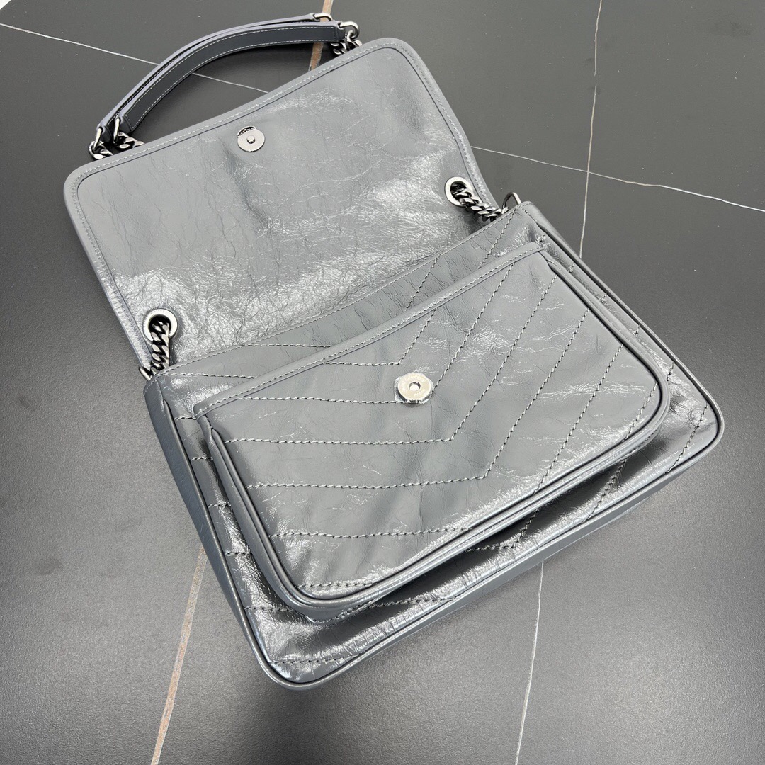 Y51 Sa1nt Lau*nt Medium(HIGH-END GRADE)
