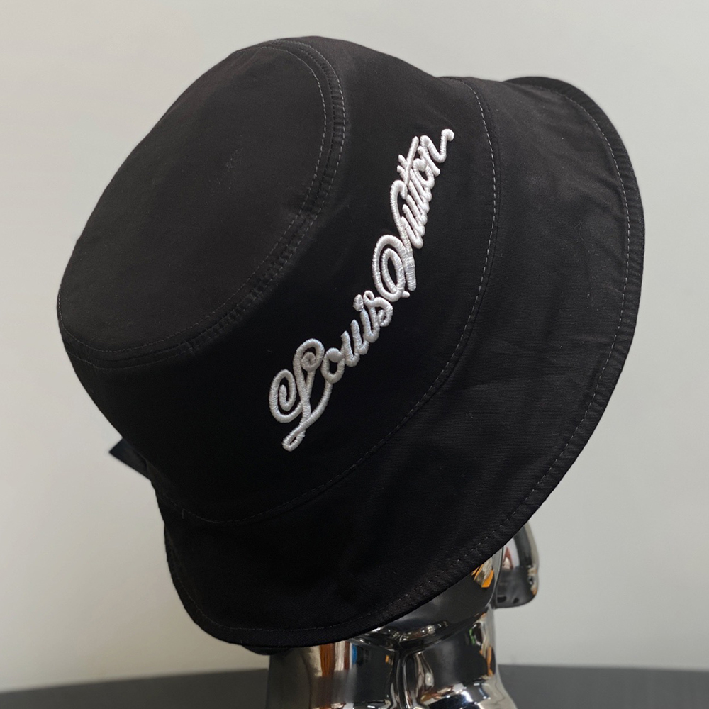 LV BLASON SHADING DENIM REVERSIBLE BUCKET HAT