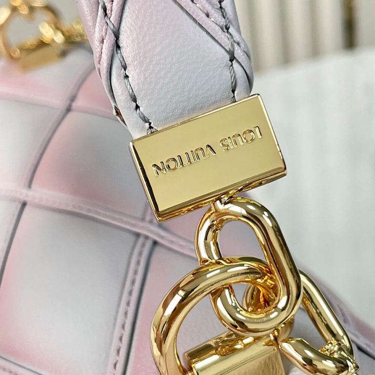 LV GO-14 medium handbag(HIGH-END GRADE)