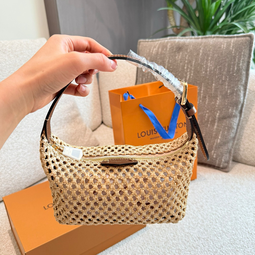 LV Hills Pochette Bag