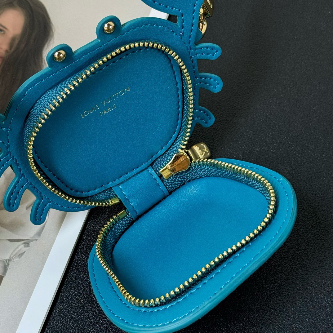 LV CRAB bag