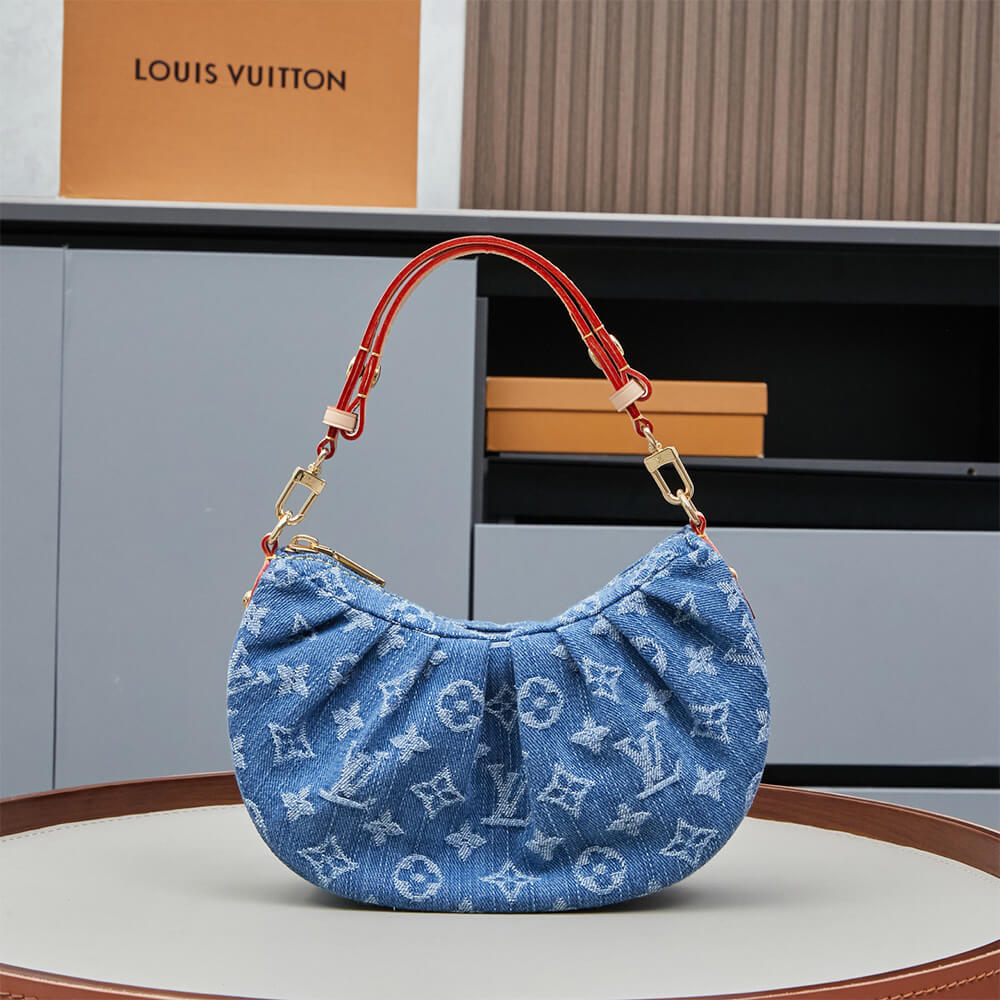 LV Pochette Valley