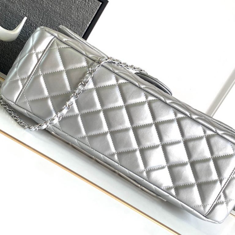 Ch**el XXL Flap Bag(HIGH-END GRADE)