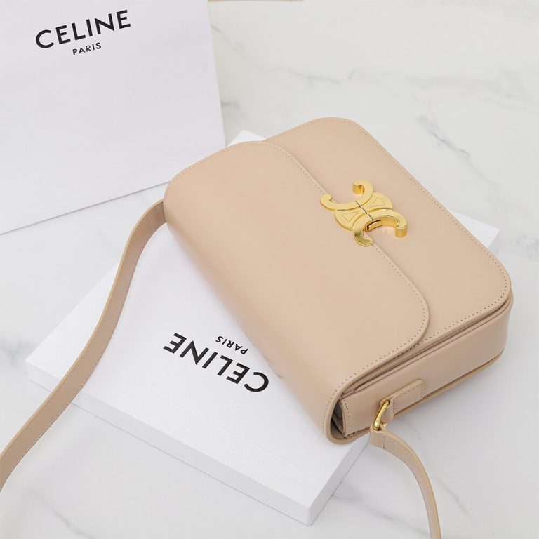 Ce1i*e CLASSIQUE TRIOMPHE BAG in shiny calfskin(HIGH-END GRADE)