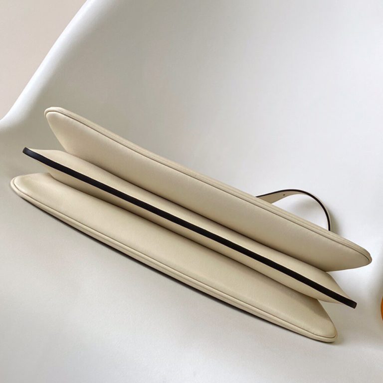 F**di Peekaboo Soft Medium(HIGH-END GRADE)