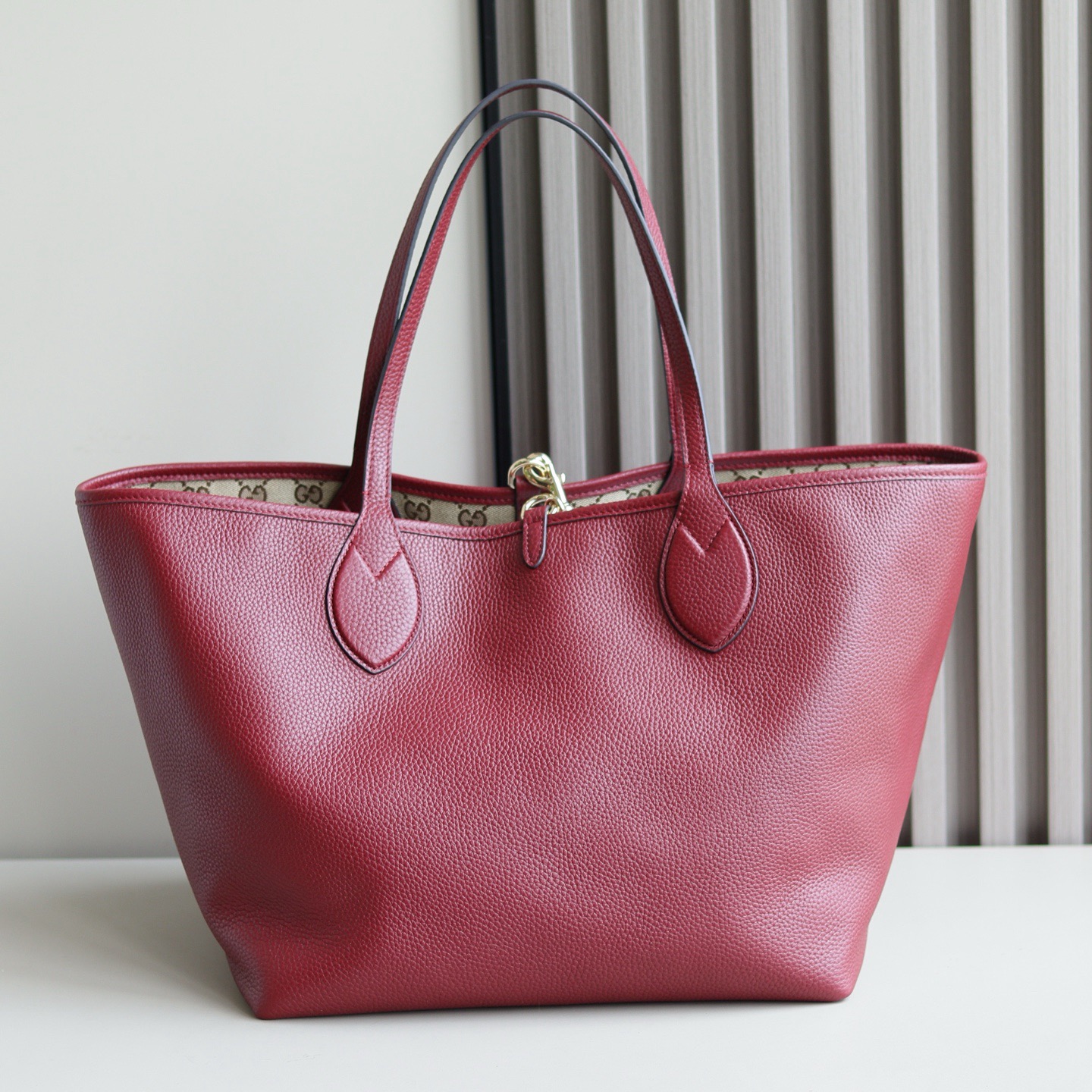 Gvc*1 Totissima medium reversible tote bag