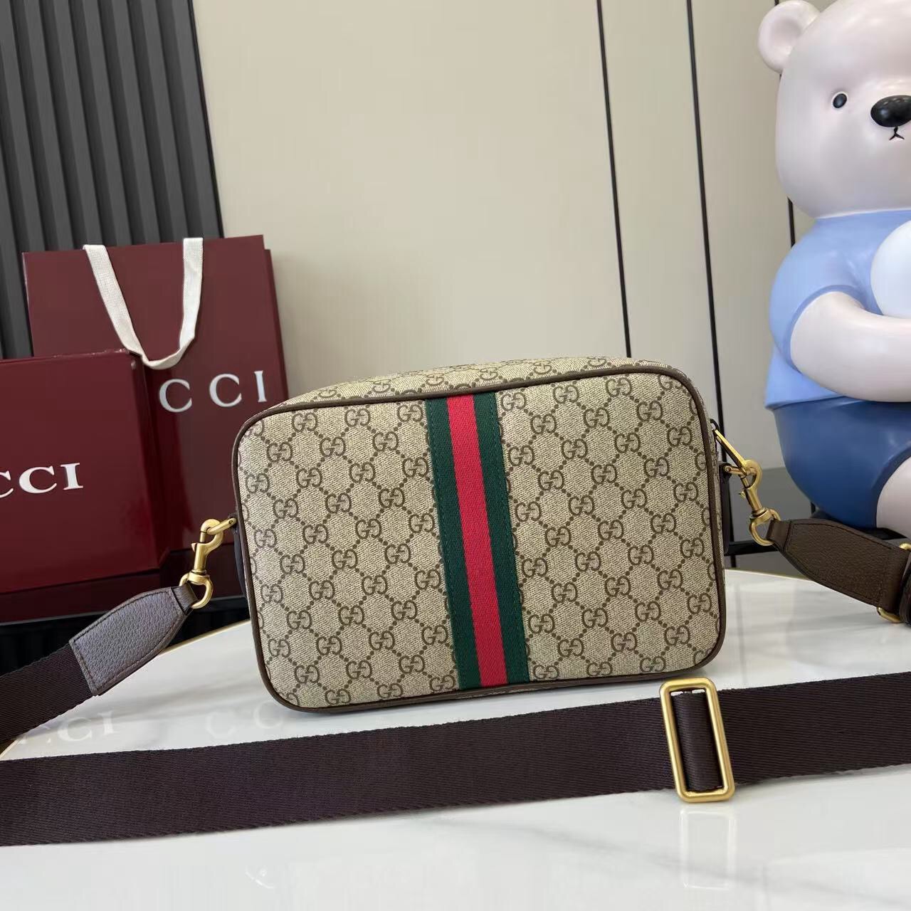 Gvc*1 Ophidia medium crossbody bag