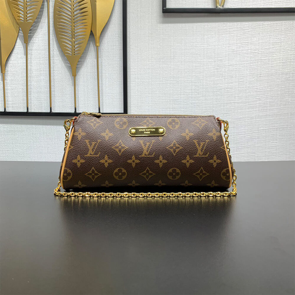 LV Pochette Eva