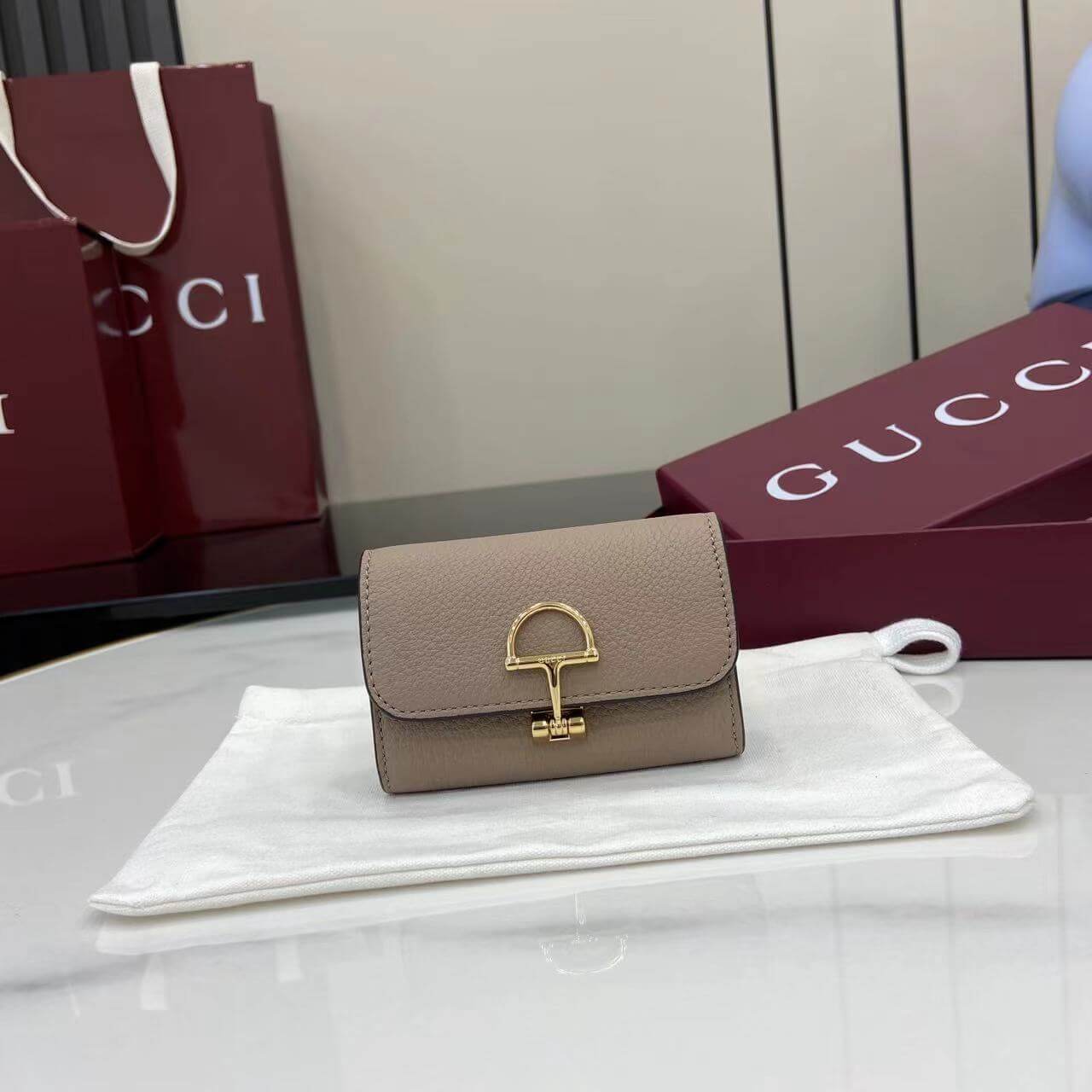 Gvc*1 Softbit card case