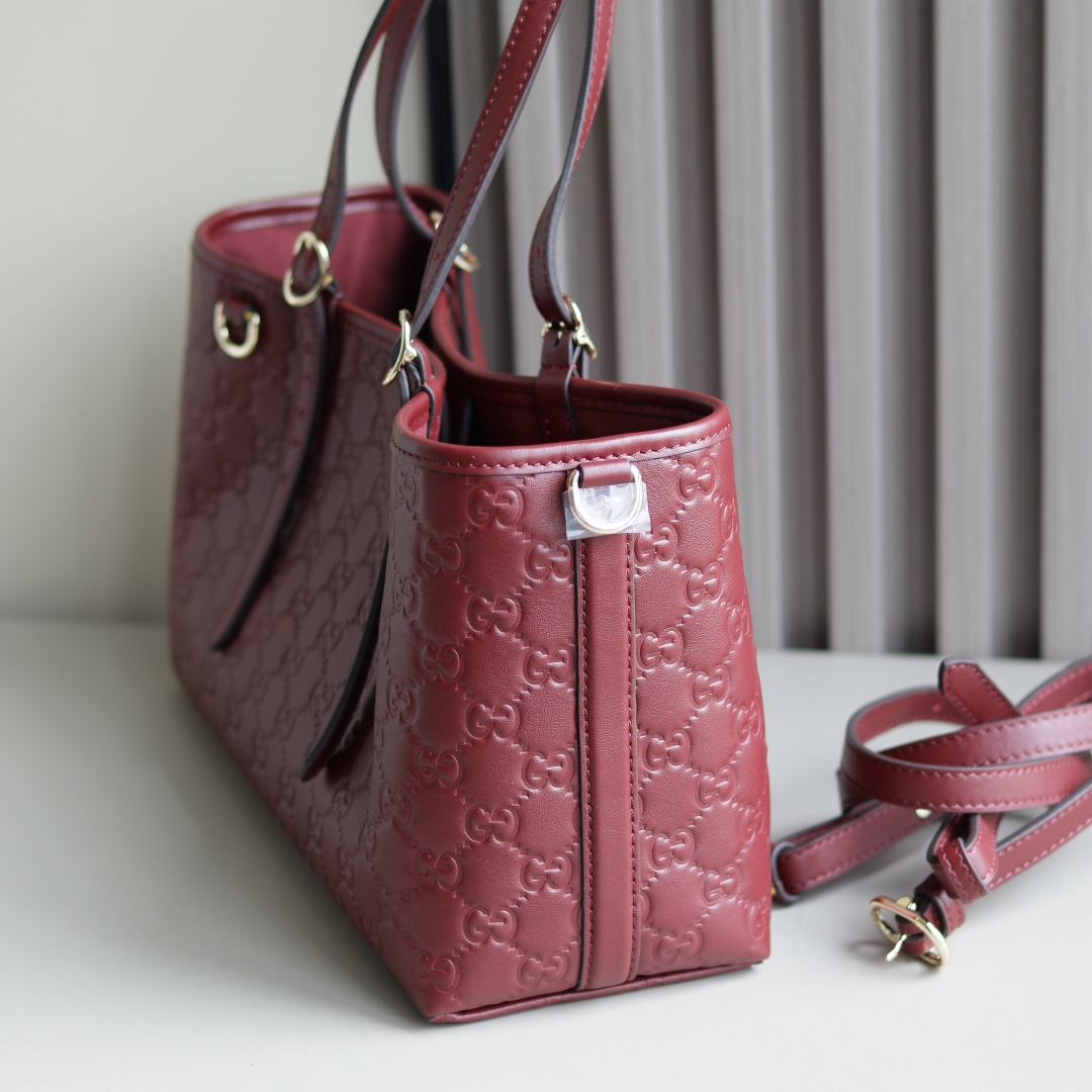 GG Emblem medium tote bag