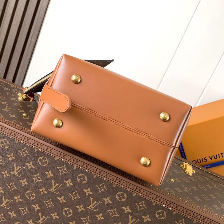 LV Low Key Hobo PM(HIGH-END)