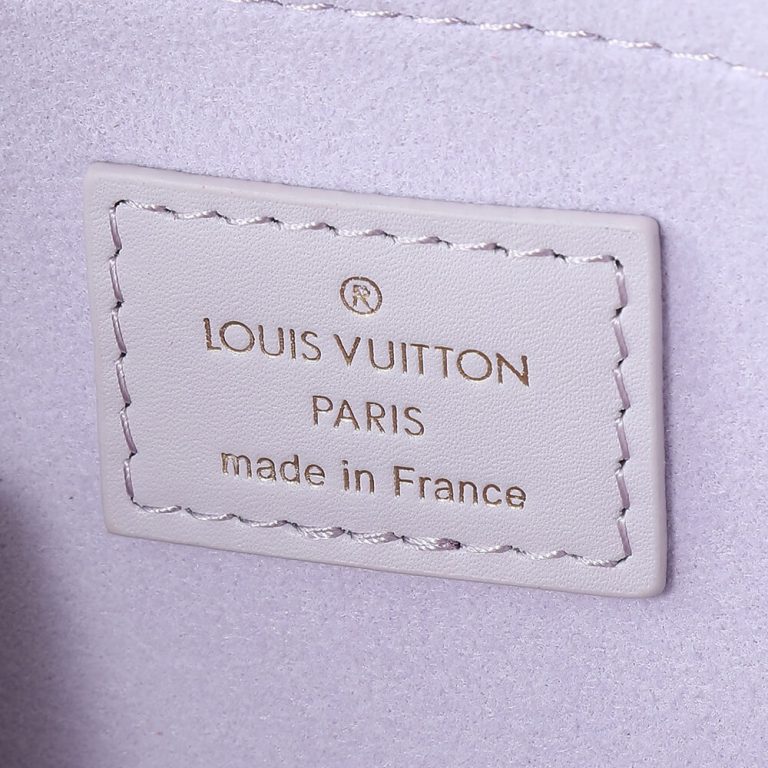 LV OnTheGo East West(HIGH-END)