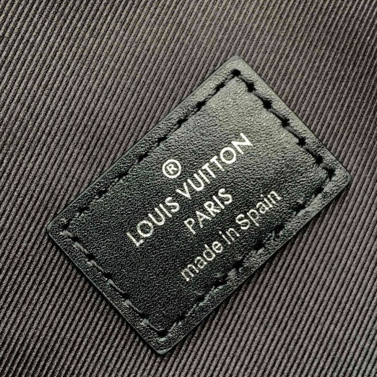 LV Cargo Wearable Wallet(HIGH-END GRADE)