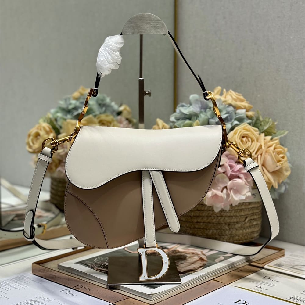 D10r Saddle Bag with Strap