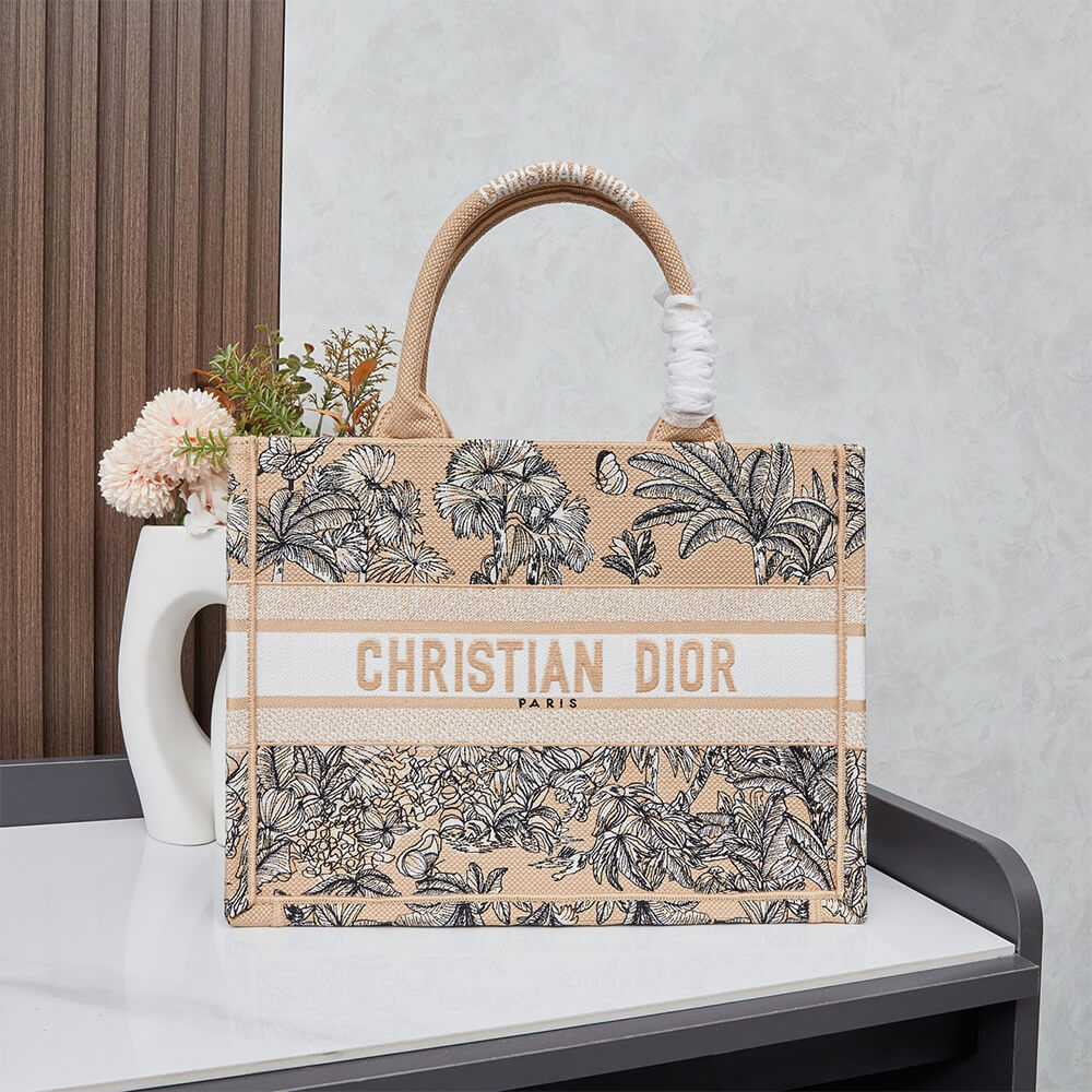 D10r D10riviera Medium D10r Book Tote
