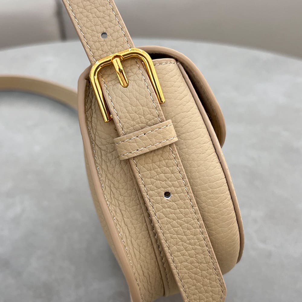 D10r Bobby East-West Bag