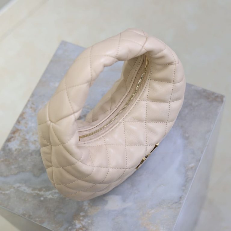Y51 ICARINO in quilted nappa(HIGH-END GRADE)