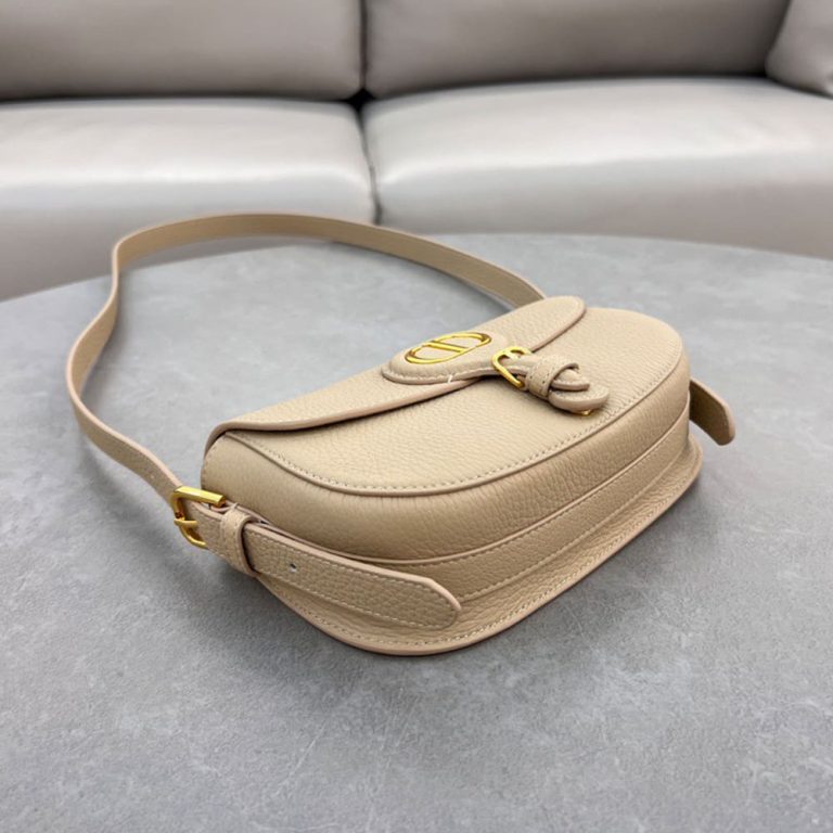 D10r Bobby East-West Bag