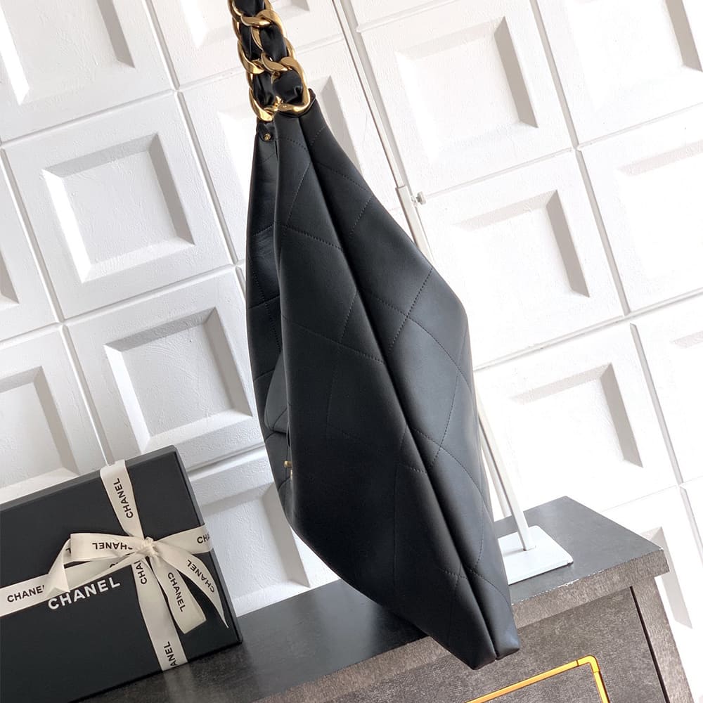 Ch**el Maxi Hobo Bag(high-end grade)