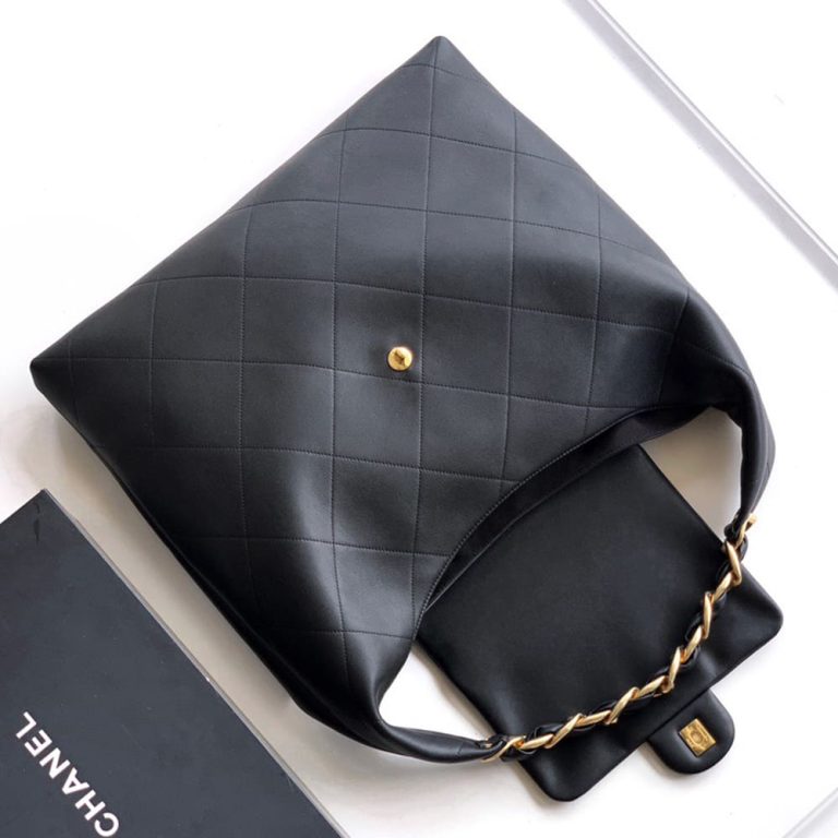 Ch**el Maxi Hobo Bag(high-end grade)