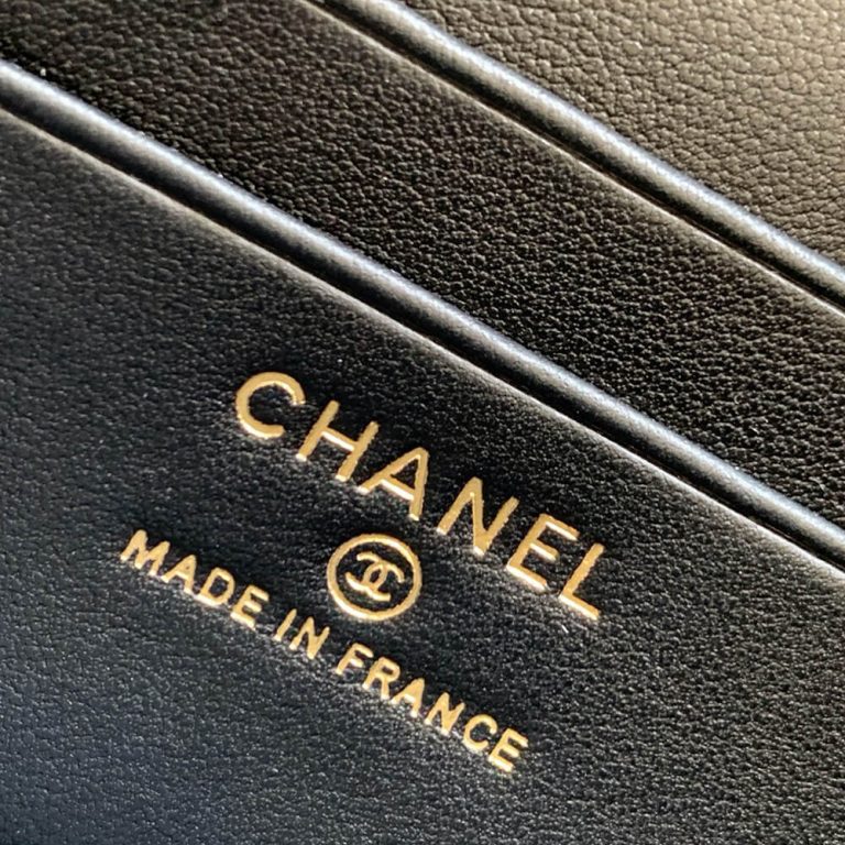 Ch**el Vanity with Chain(high-end grade)