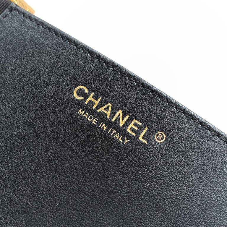 Ch**el Maxi Hobo Bag(high-end grade)