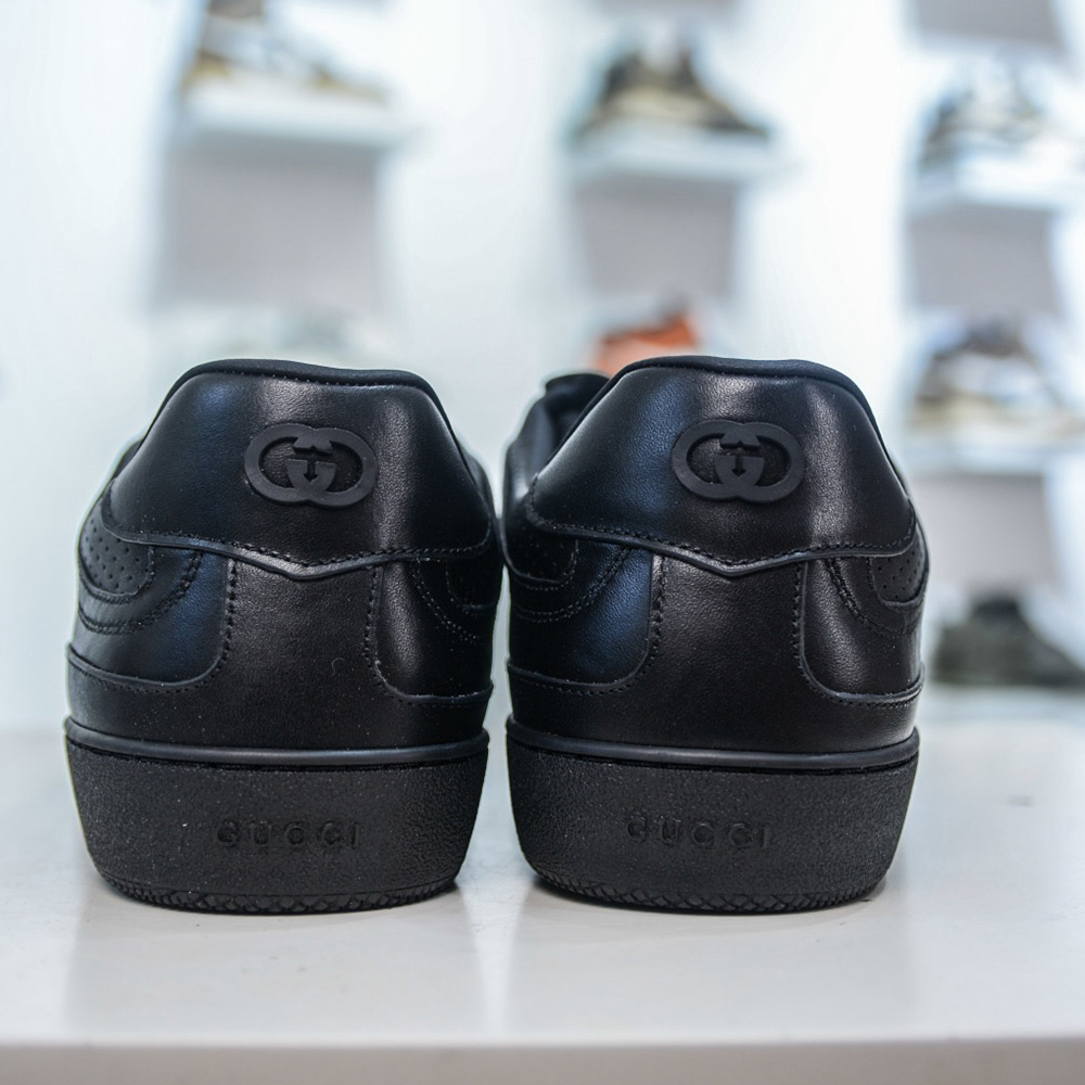 Gvc*1 Men’s G75 trainer in black leather