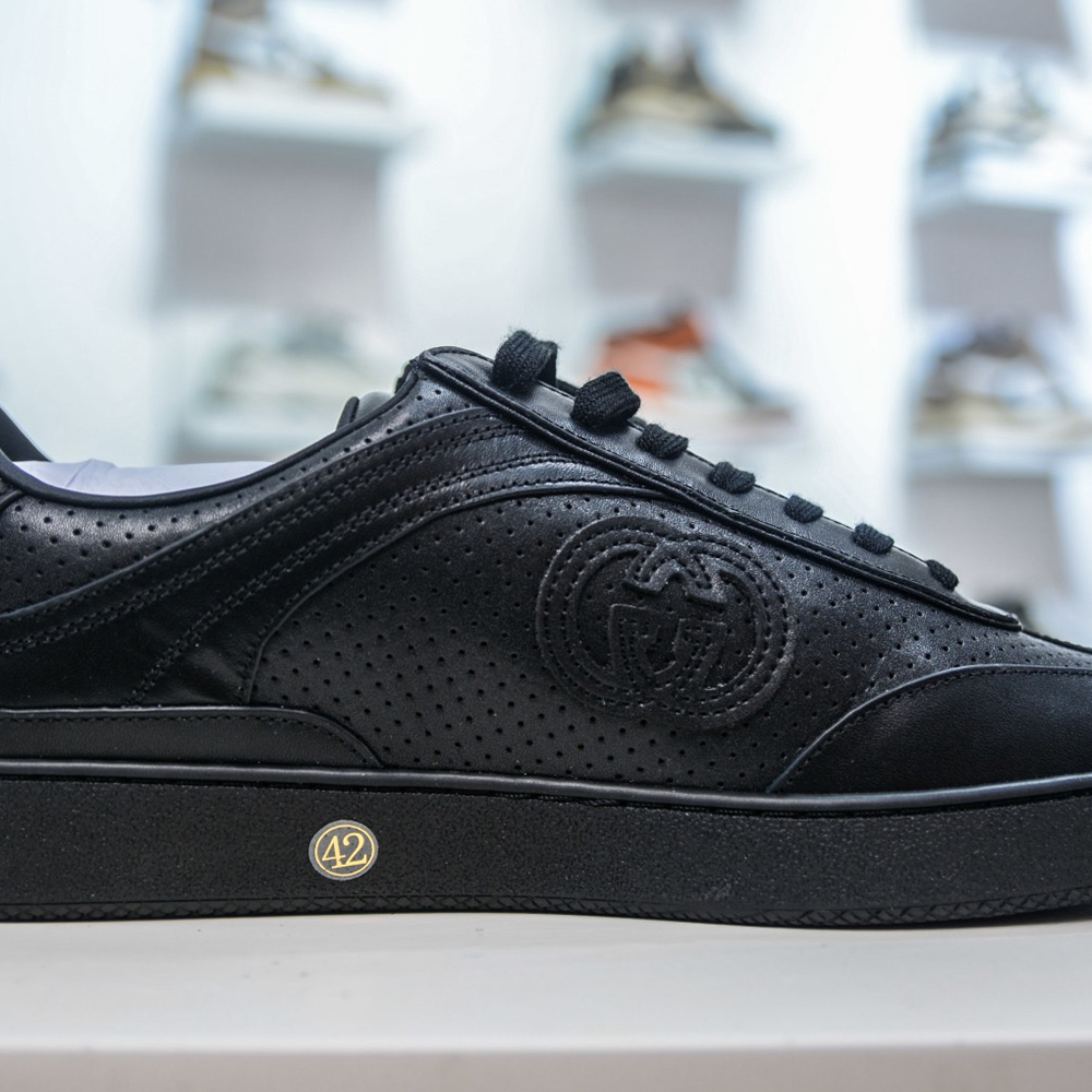 Gvc*1 Men’s G75 trainer in black leather