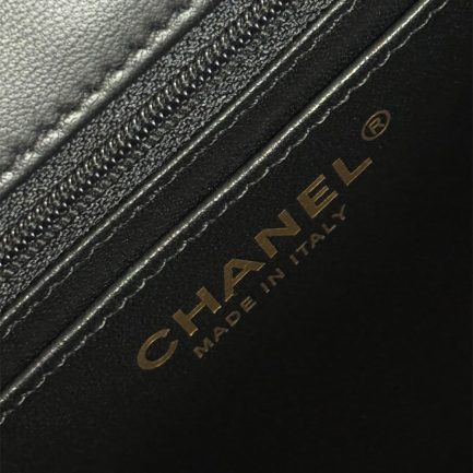 Ch**el MINI FLAP BAG WITH TOP HANDLE(HIGH-END GRADE)