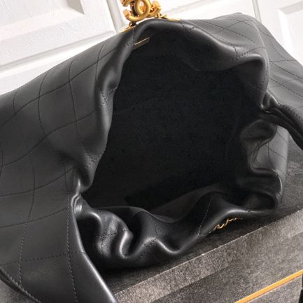 Ch**el LARGE HOBO BAG(HIGH-END GRADE)