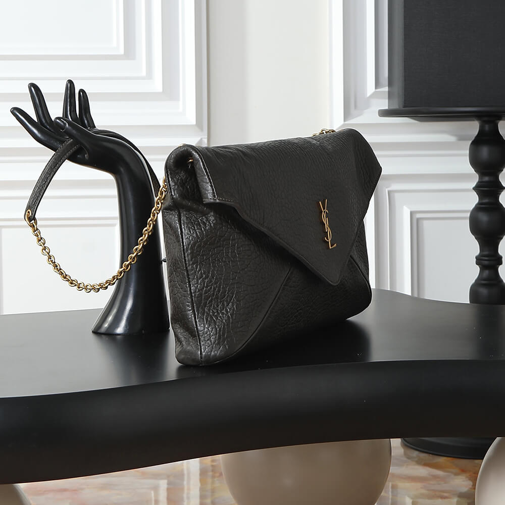 Y51 CASSANDRE XXL envelope pouch on chain in lambskin