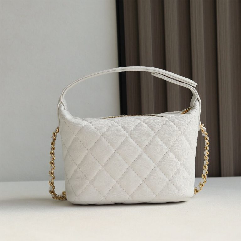 Ch**el Clutch with Chain(HIGH-END GRADE)