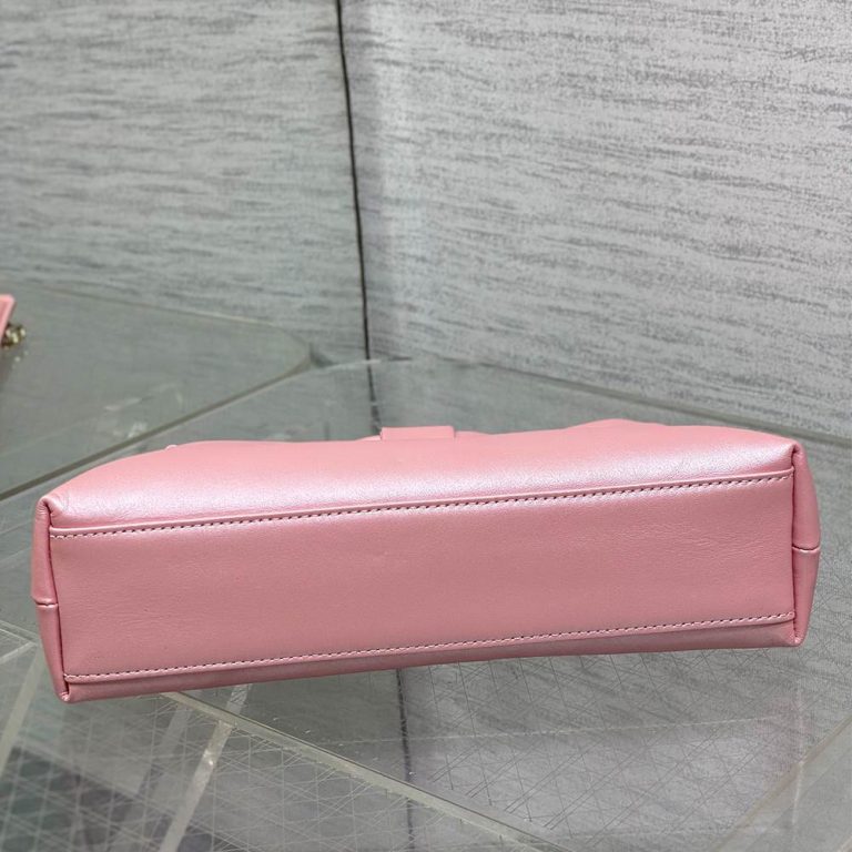 Medium D10r Bow Bag