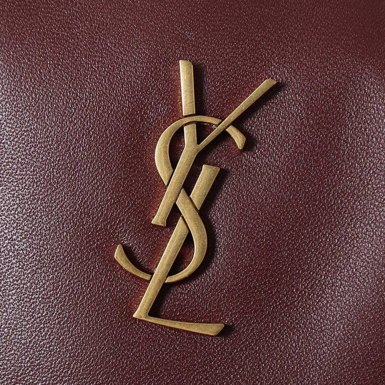 Y51 CASSANDRE large envelope pouch in shiny leather