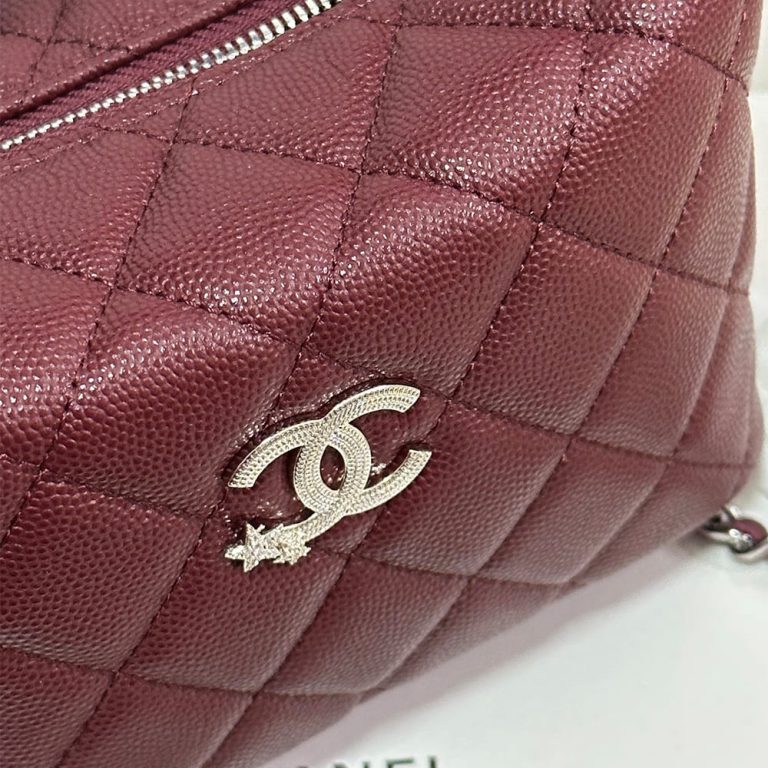 Ch**el Clutch with Chain(HIGH-END GRADE)