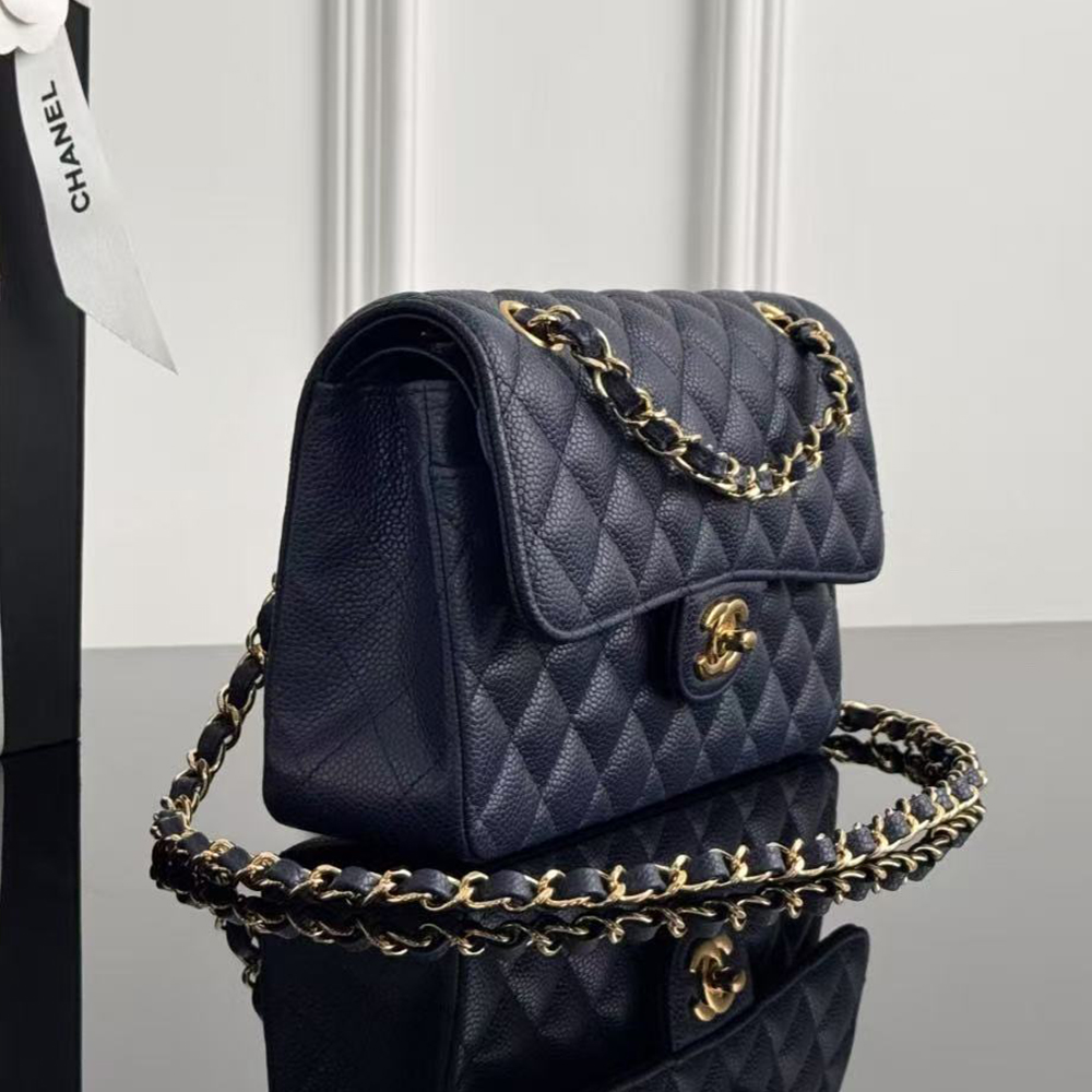 Ch**el Classic Flap Handbag(tax-free grade)