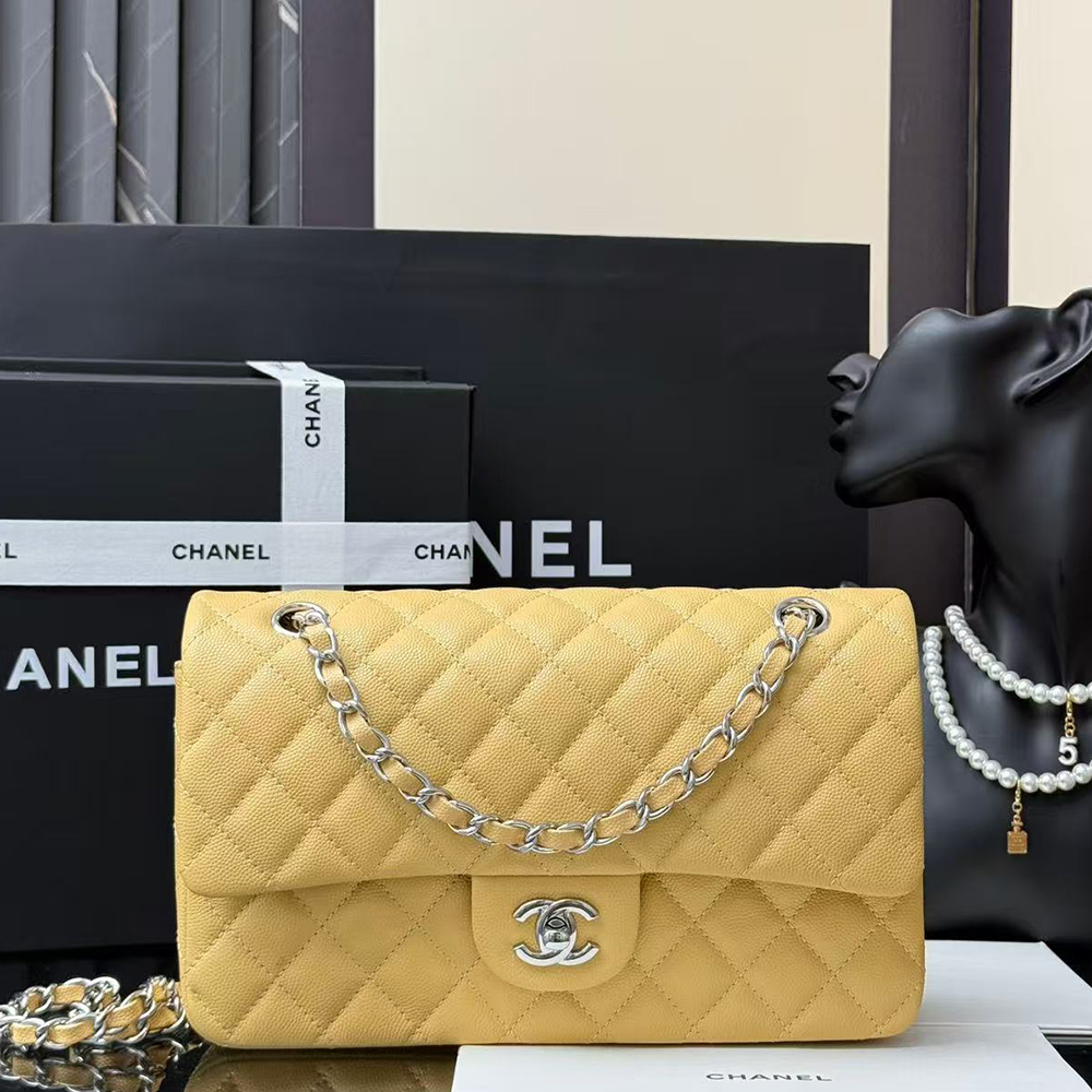 Ch**el Classic Flap Handbag(tax-free grade)
