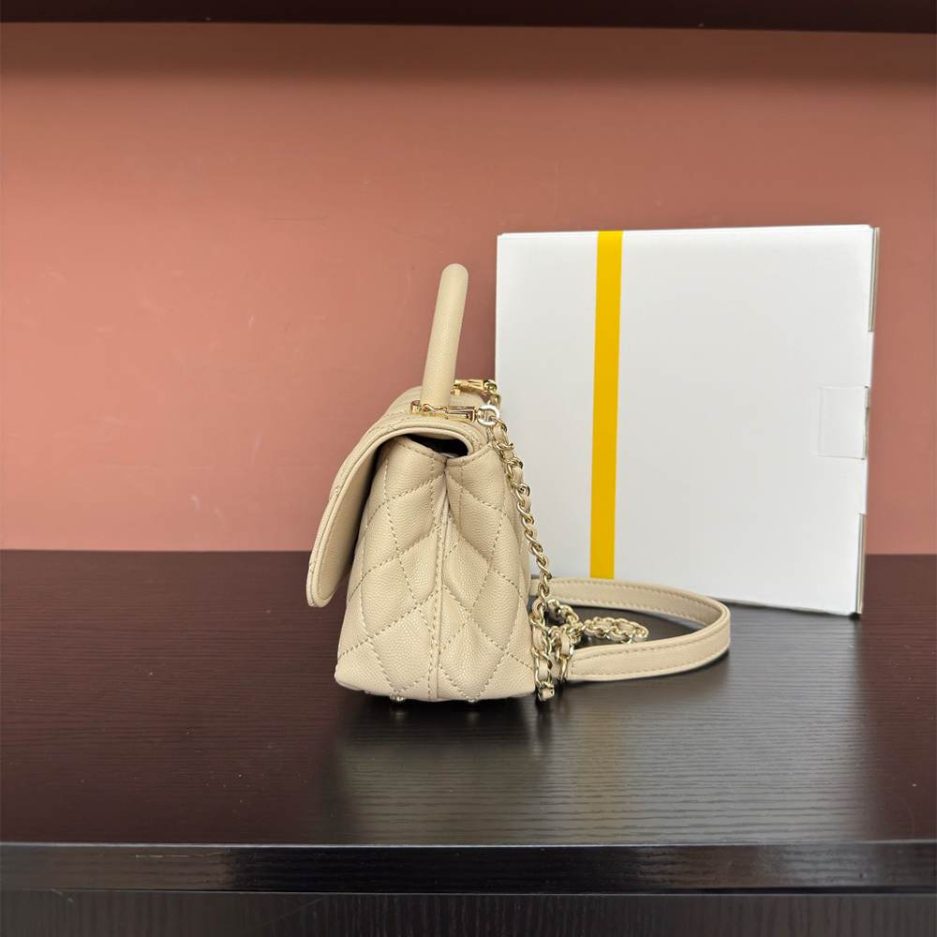 Ch**el Coco handle flap shoulder bag Mini