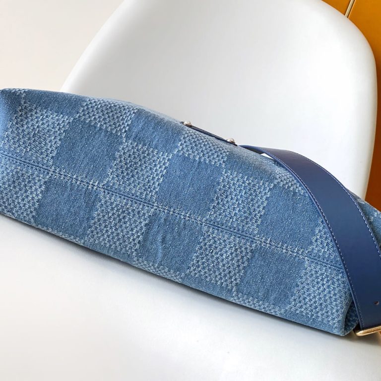 LV Vagabond Hobo