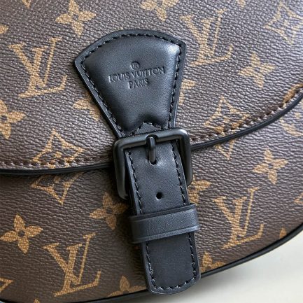 LV Montsouris Messenger PM