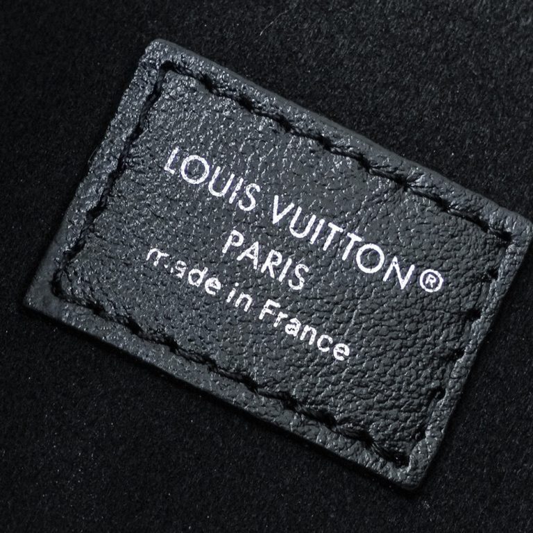 LV CarryAll East West