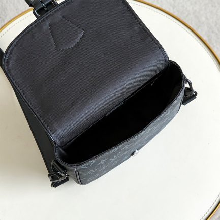LV Montsouris Messenger PM