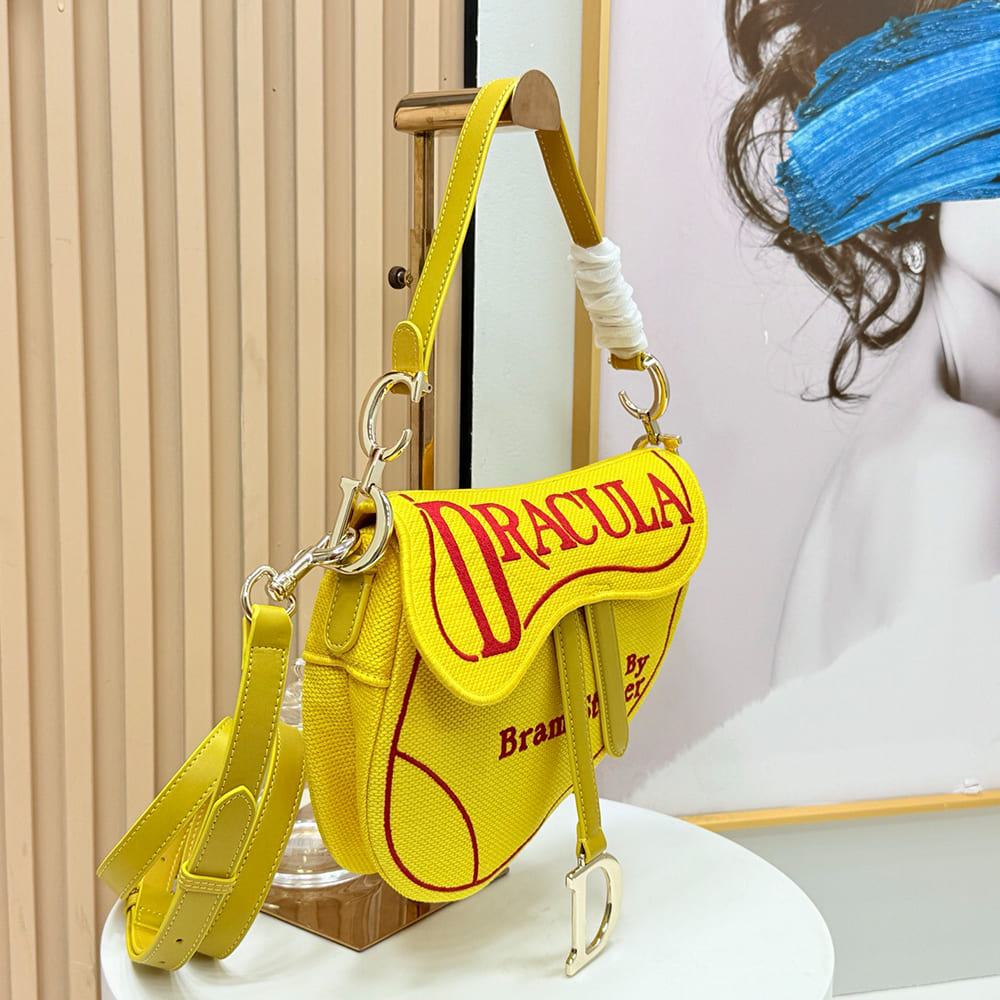 D10r Saddle Bag with Strap
