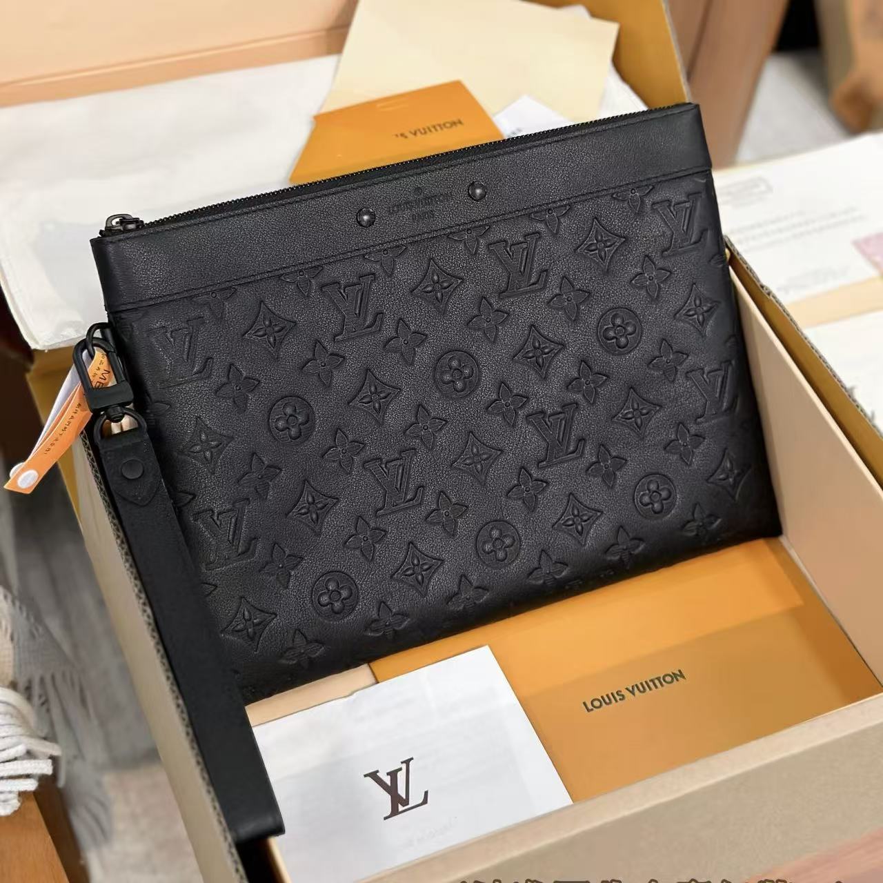LV Pochette To-Go (HIGH-END GRADE)