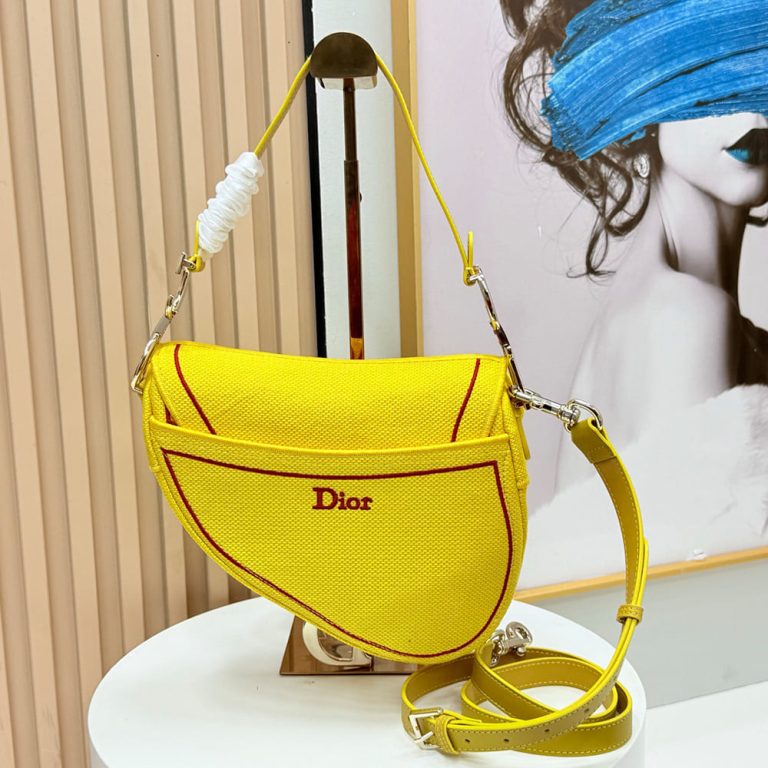 D10r Saddle Bag with Strap
