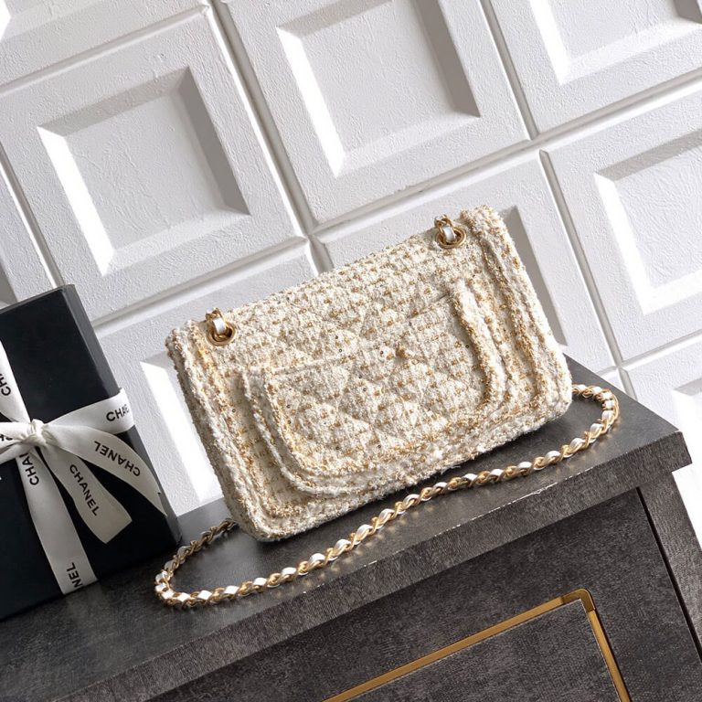 Ch**el Classic Small Handbag(HIGH-END GRADE)