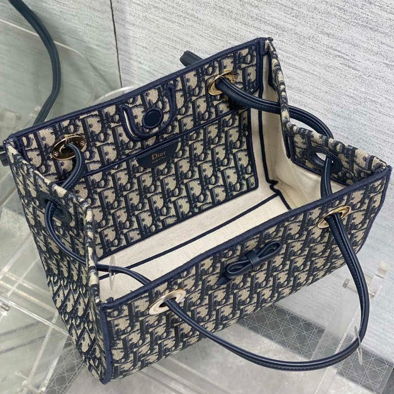 D10r Small Shopping Bag